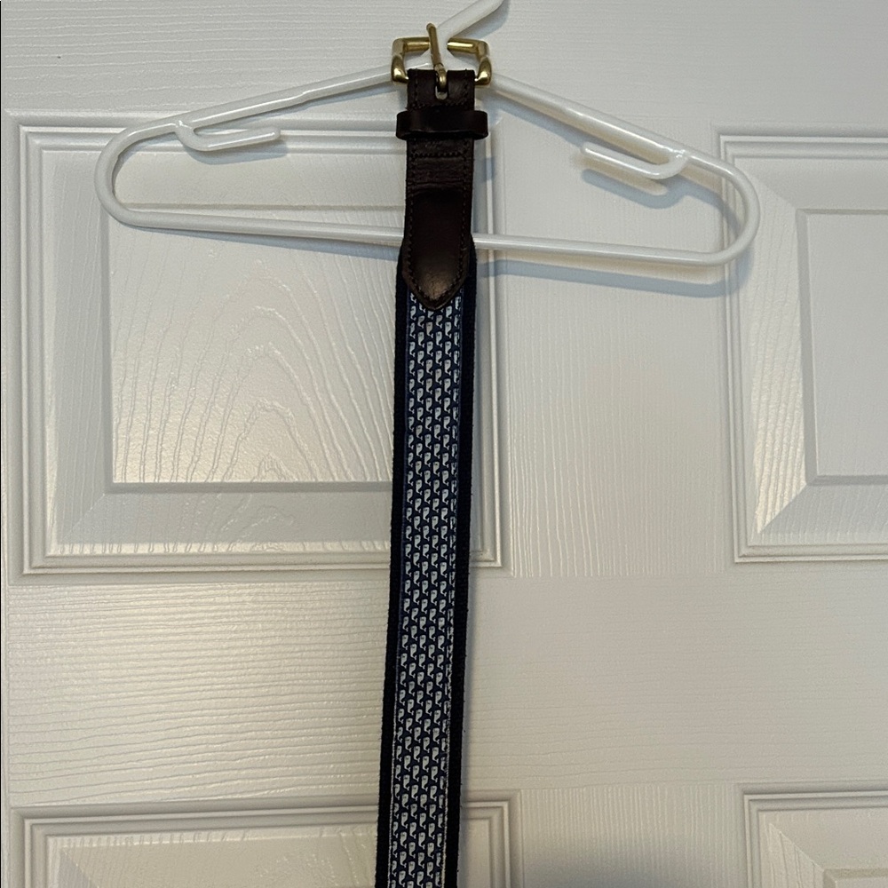 Vineyard Vines Navy and White Kids Belt